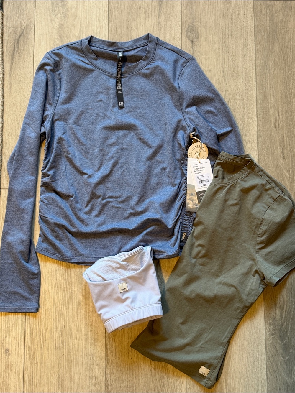 Vuori Women’s Bundle Size Large